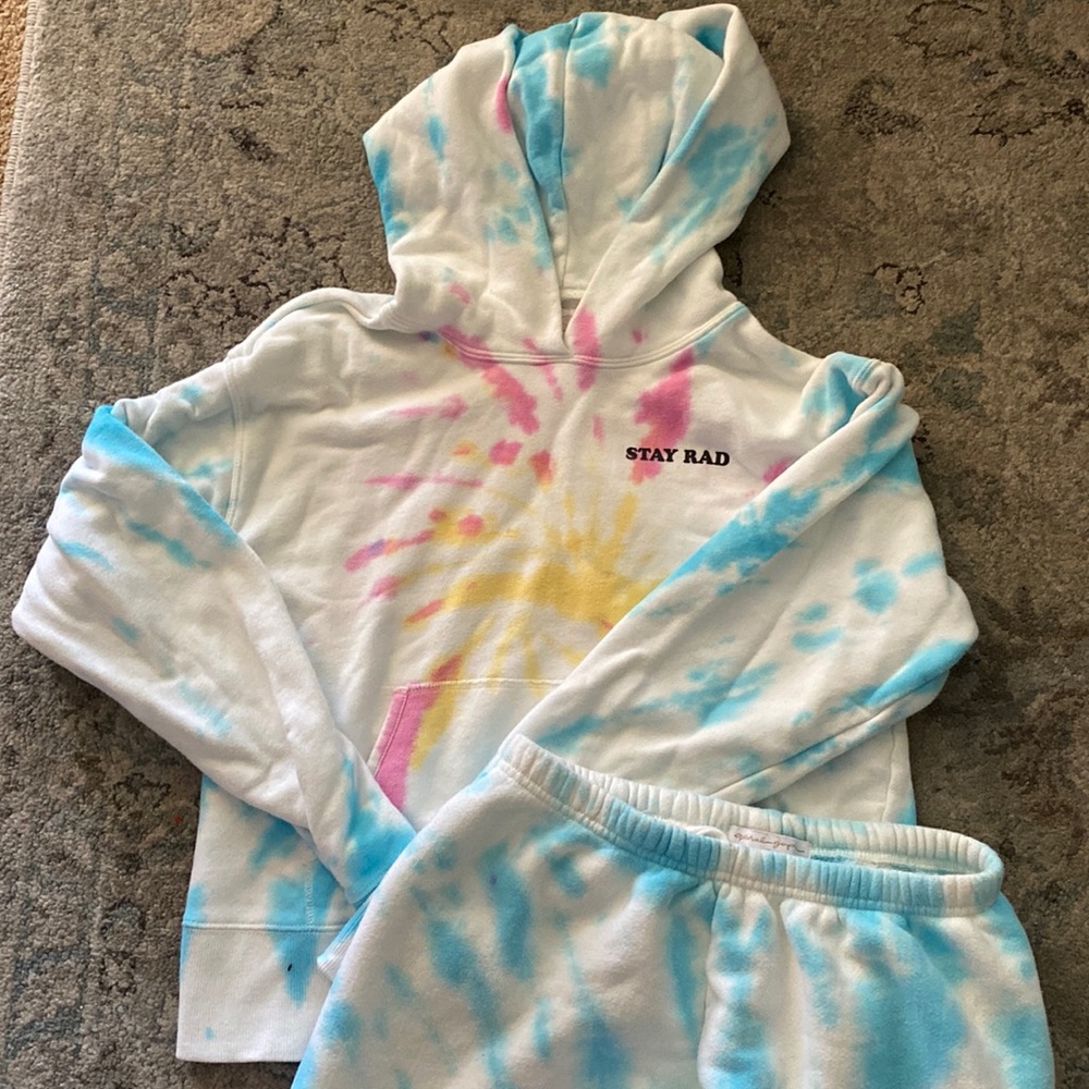 Spiritual Gangster tie dye sweatshirt and sweatpants set Medium
